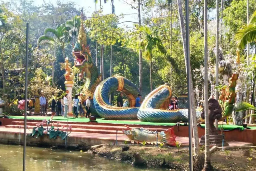 ปู่ศรีสุทโธ แม่ย่าศรีปทุมมา